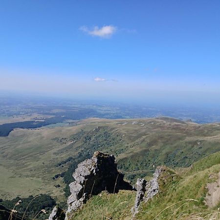 Appartement Au Coeur Du Mont-Dore Kültér fotó